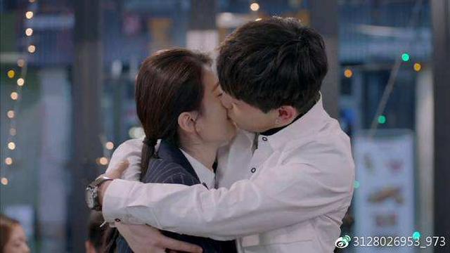 如何评价《欢乐颂2》中的关雎尔