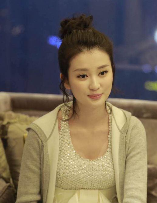 如何评价《欢乐颂2》中的关雎尔