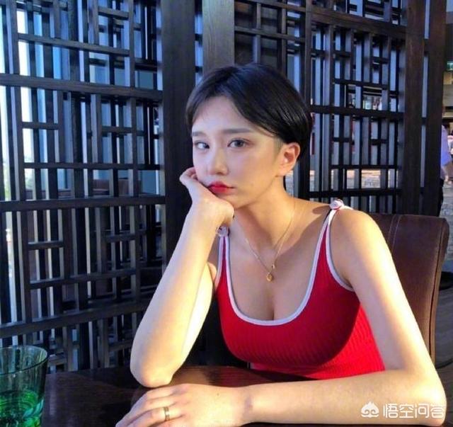 25岁娃娃脸的人适合什么发型