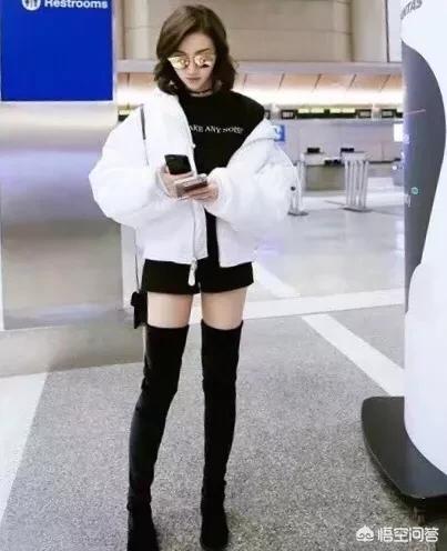 微胖的人穿短款棉服下身该怎么搭配