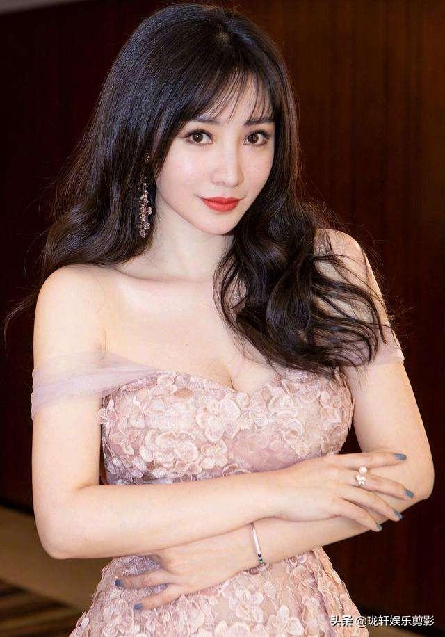 舒淇的婚纱只要3500块,和其他女明星的婚纱相比是否过于寒酸