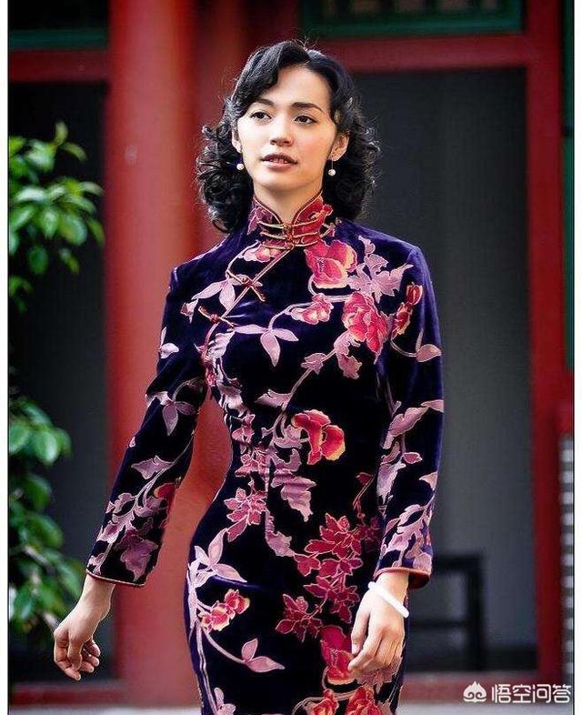 《都挺好》姚晨霸气出演职场女王,还记得当年的翠平穿上旗袍吗