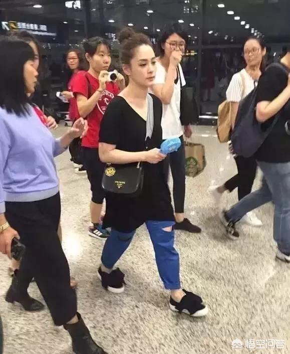 有哪些长得好看,但是衣品不太好的女明星