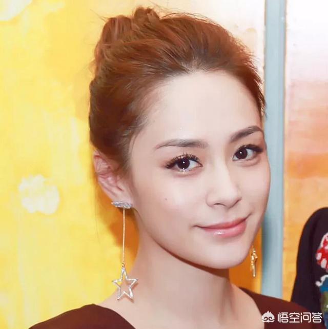 有哪些长得好看,但是衣品不太好的女明星