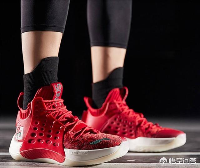 平时上学,偶尔打球,适合穿篮球鞋么