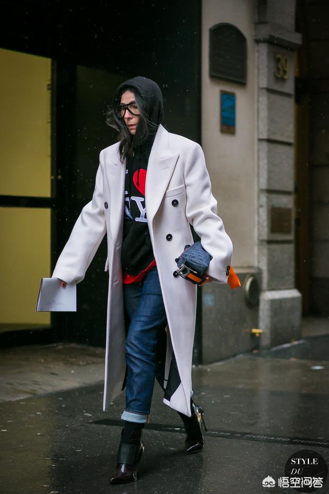 冬天能穿白色外套吗,为什么明星穿着都这么时尚