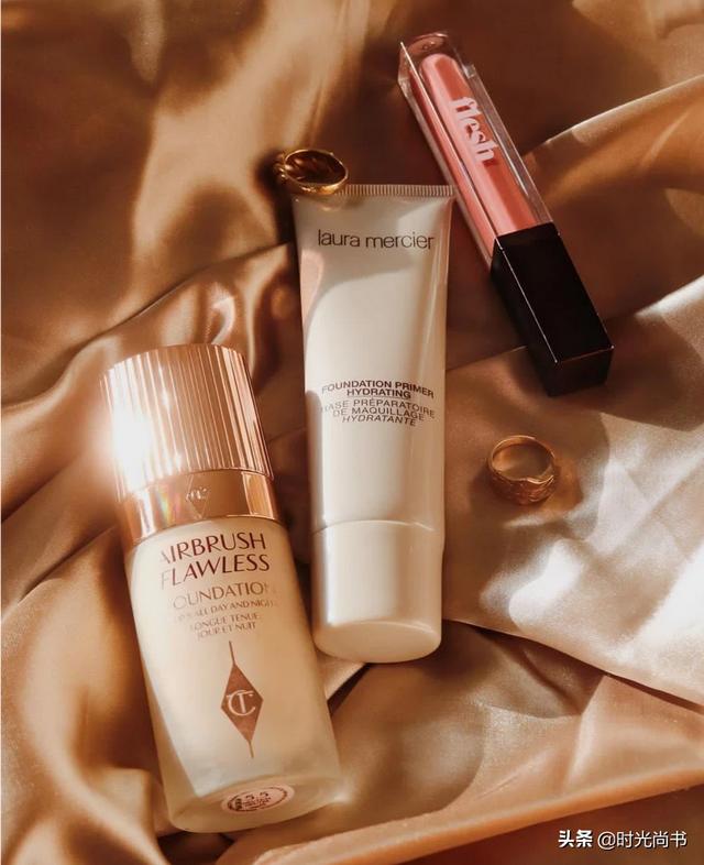 你觉得女孩子花多少钱在穿衣打扮上是正常的