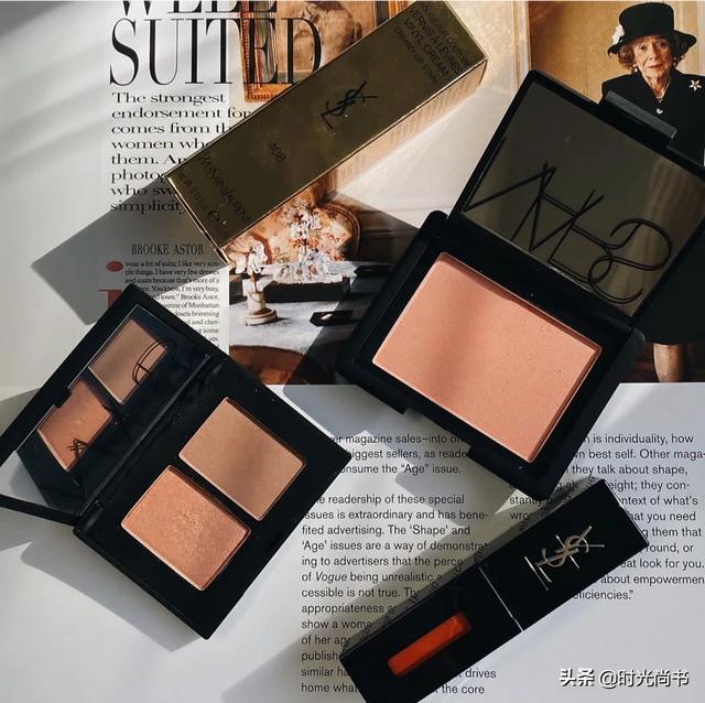 你觉得女孩子花多少钱在穿衣打扮上是正常的