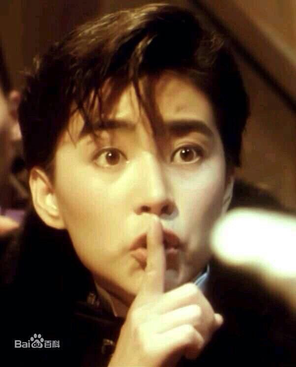 为什么周润发,林青霞可以优雅的老去,现在很多明星却不断的整容