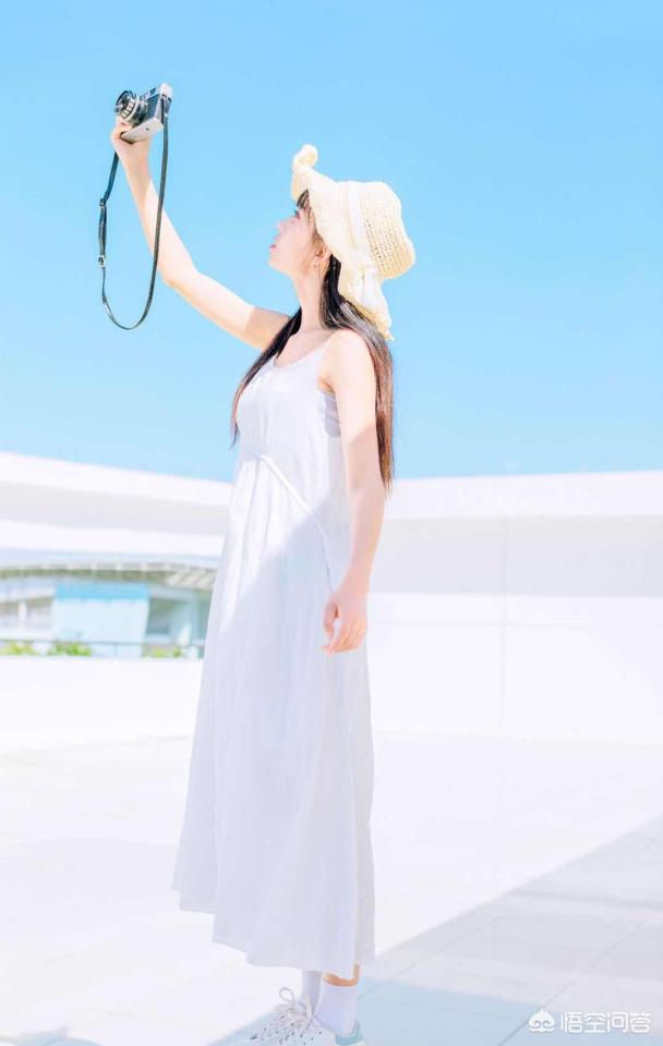 夏天在海边,湖边穿什么样的服饰拍照好看