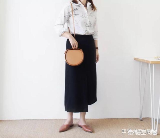 2019年秋冬会流行哪种穿搭风格