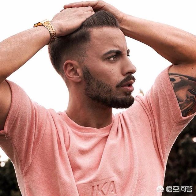 穿十几块的短袖衫会不会很丢人