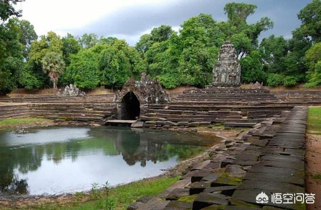 在吴哥窟穿什么色系的衣服拍照好看