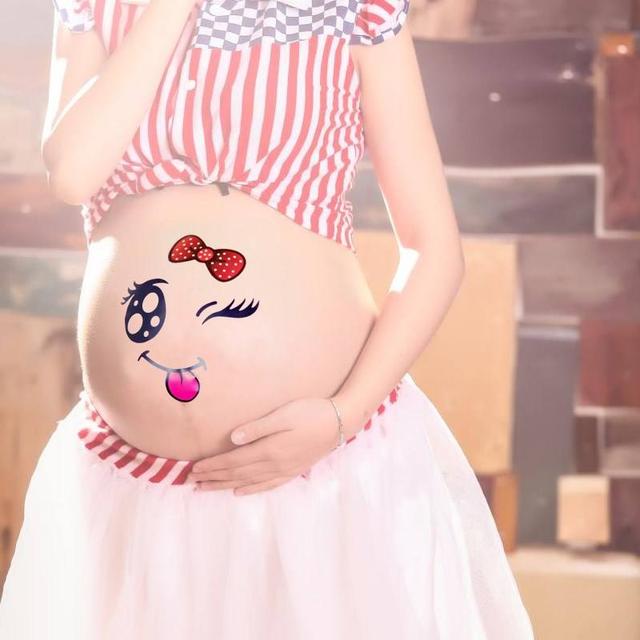 (怀孕9个月穿什么衣服)