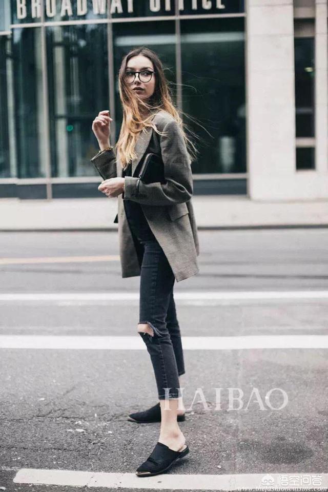 纯黑色鞋子该怎么搭配衣服?