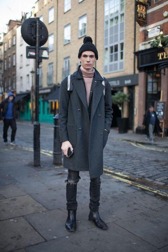 紧身裤对于女生来说是加分,却是多数男士选择回避的单品.