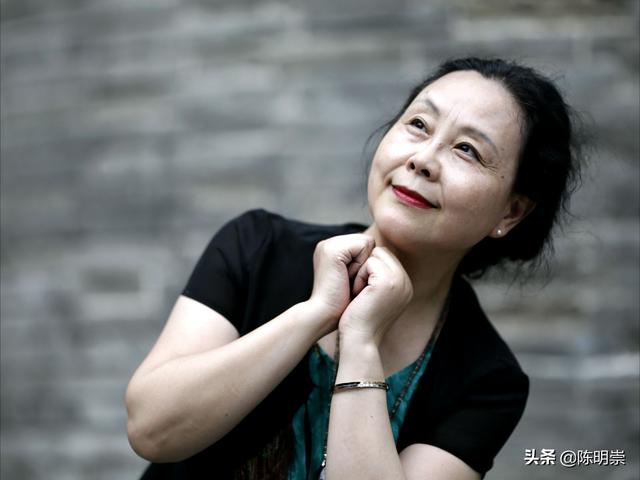 老人美容养生图片大全集80年代的姑娘是怎样美容养生的