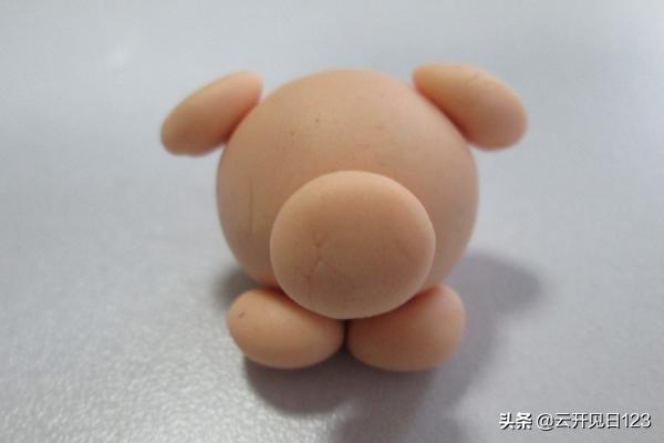 彩泥手工怎样捏出萌萌的小猪