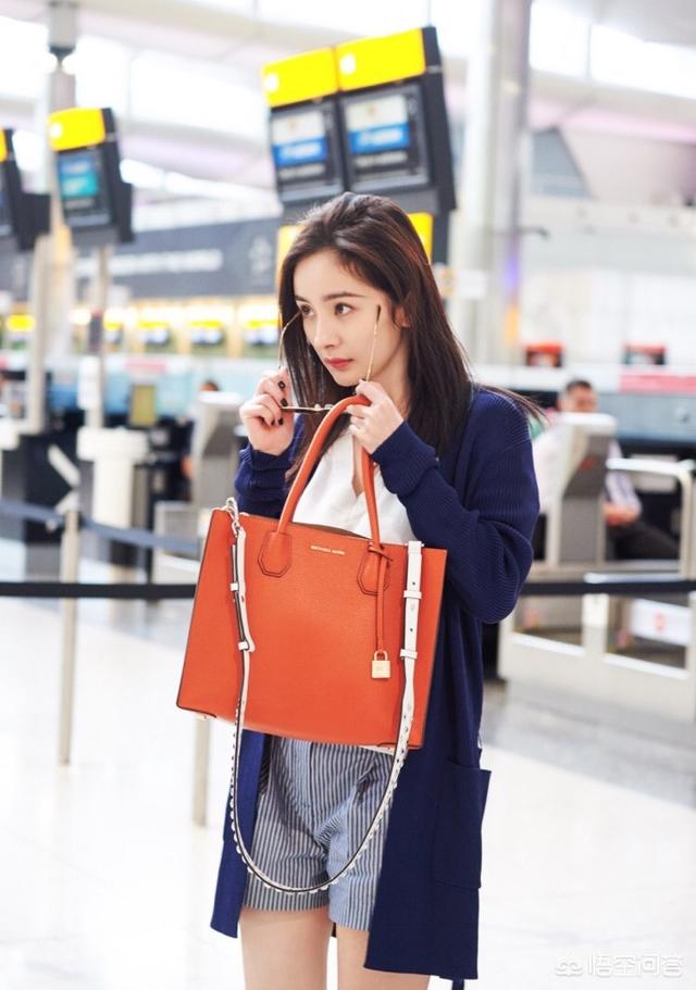 被称为"带货女王"的杨幂,她的夏日经典穿搭有哪些