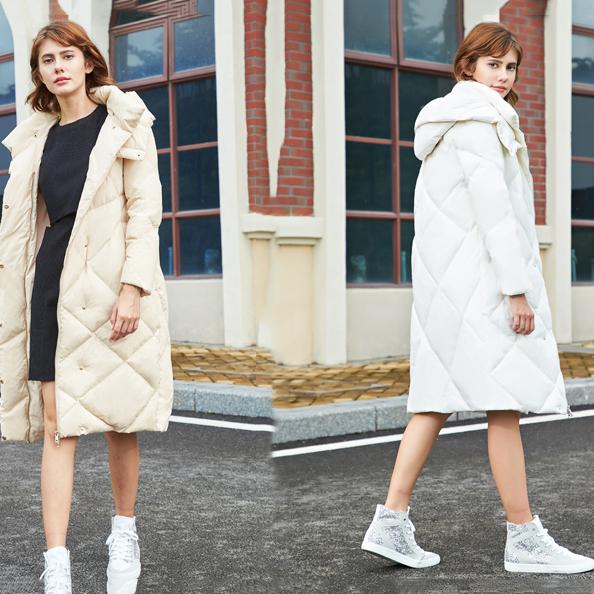 怎么搭配中长款白色羽绒服好呢